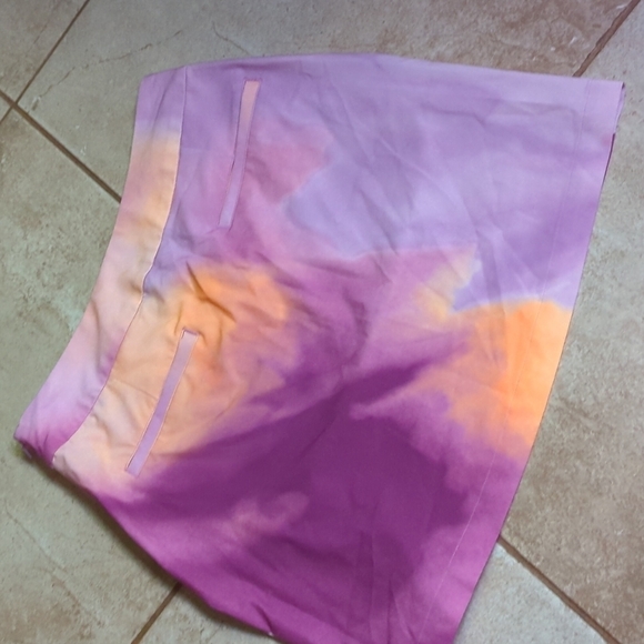 Tie die Nike golf skirt with pockets. - Picture 5 of 5